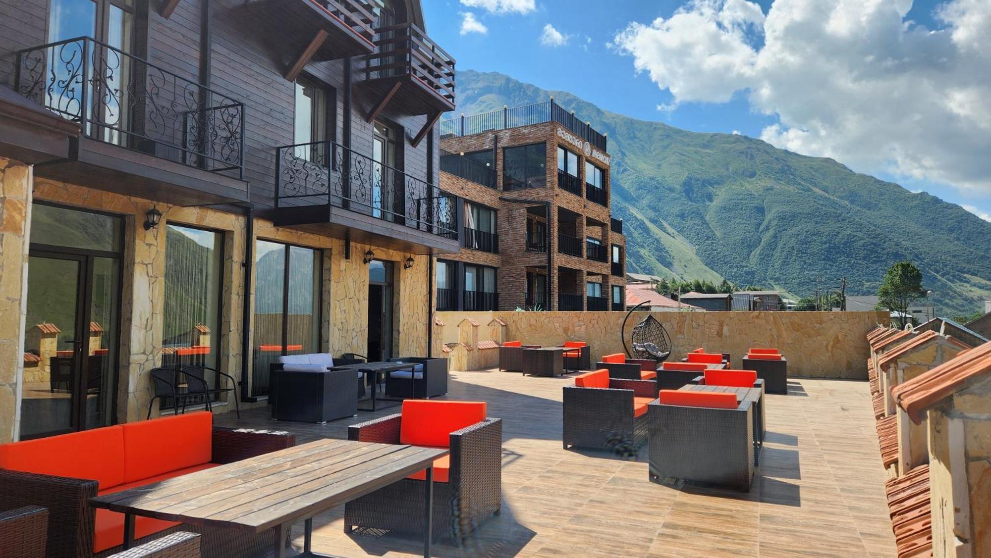 Hotel Toliketi Stepantsminda Exterior foto